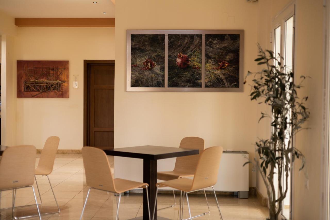 Chrisovalanto Hotel Sívota Екстериор снимка