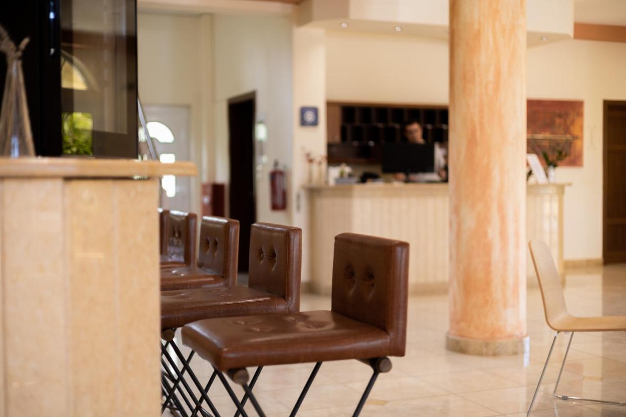 Chrisovalanto Hotel Sívota Екстериор снимка