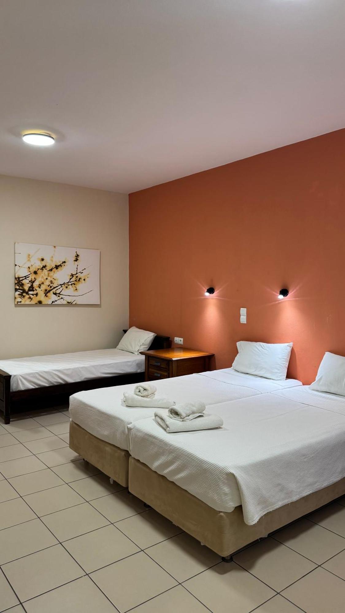 Chrisovalanto Hotel Sívota Стая снимка