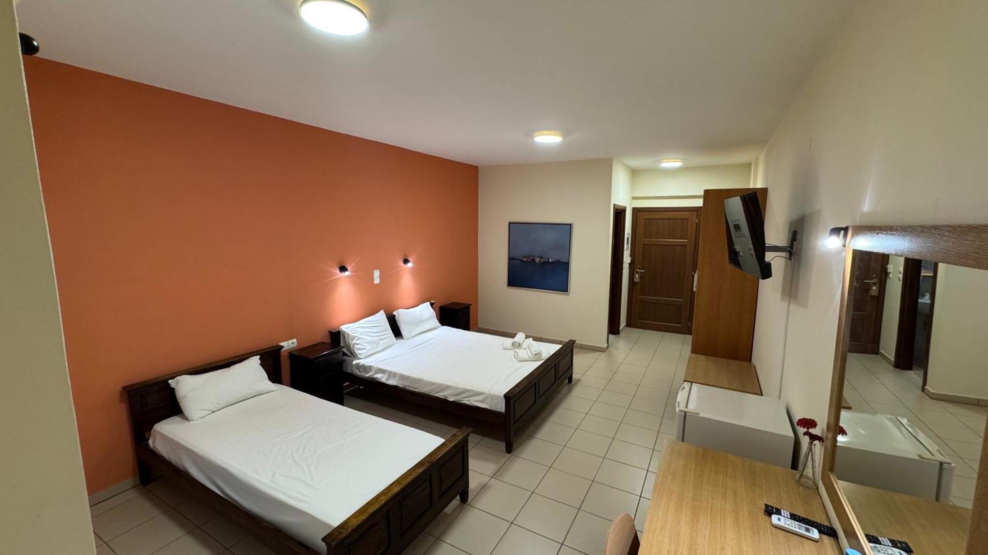 Chrisovalanto Hotel Sívota Стая снимка