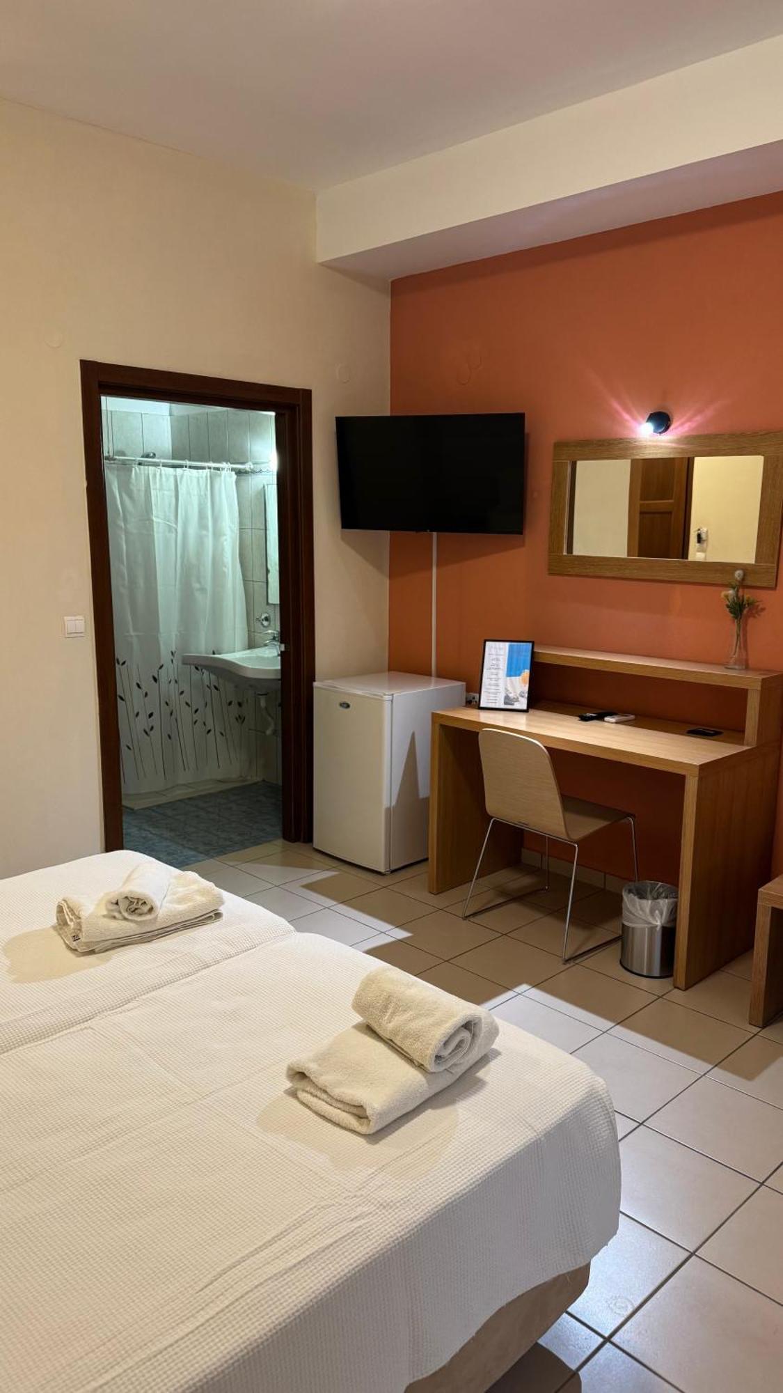 Chrisovalanto Hotel Sívota Стая снимка